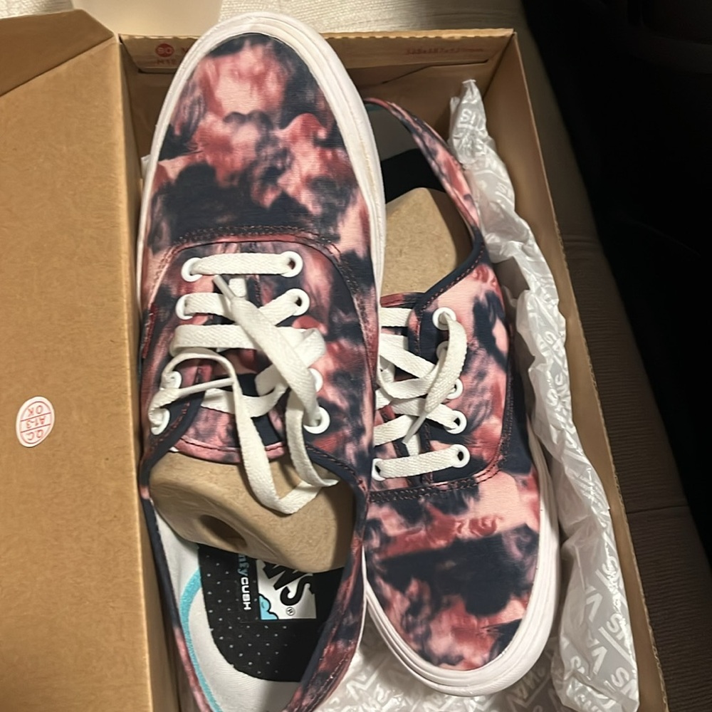 Vans - worn once - Picture 2 of 3